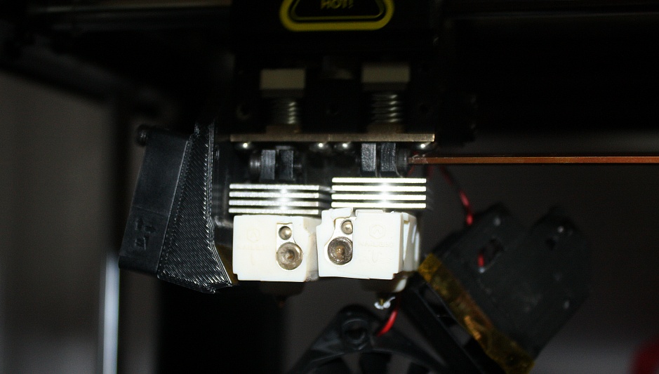 Фиксация экструдера