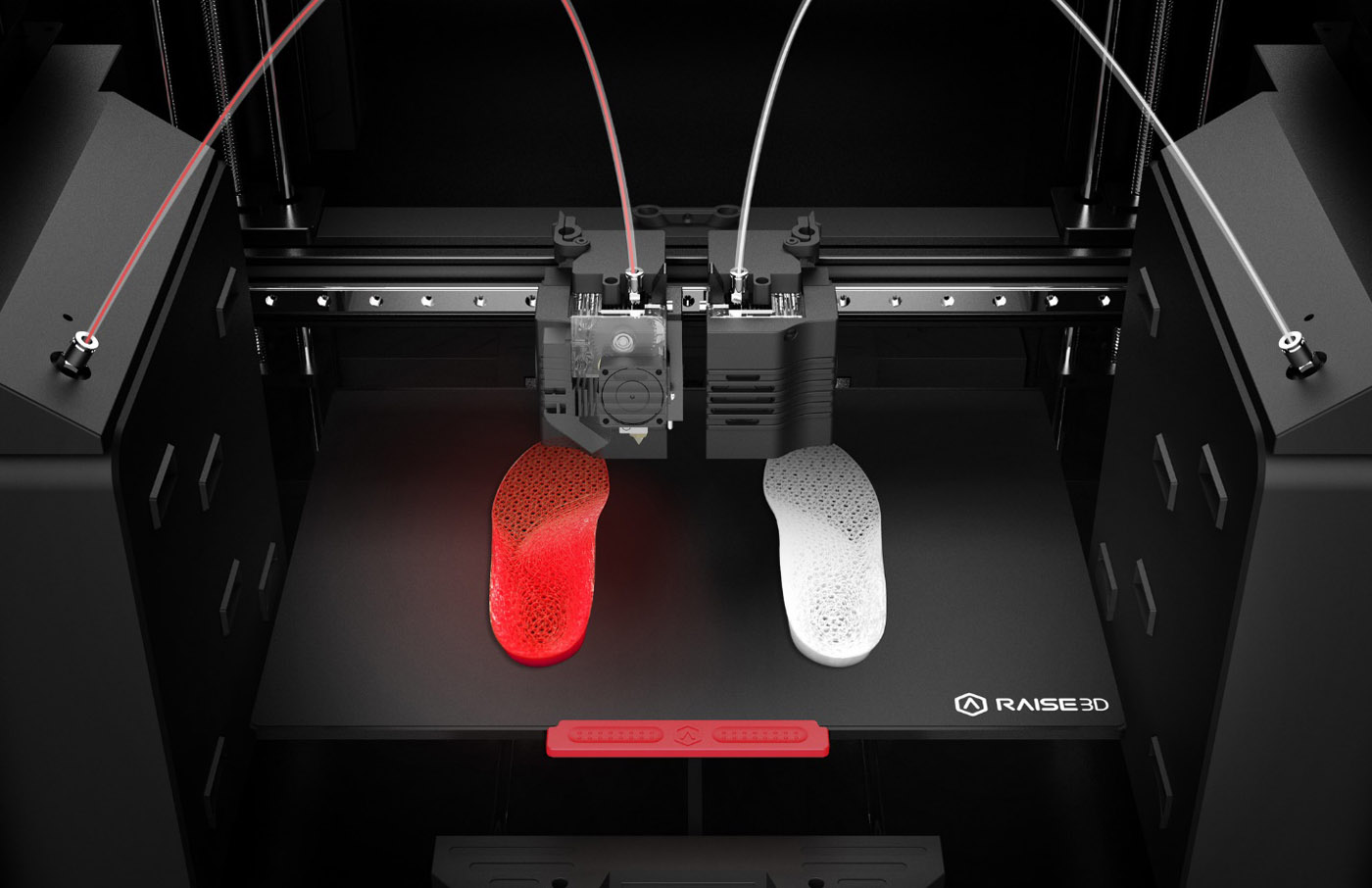 obzor_3d-printer_raise3d_e2_image2.jpeg