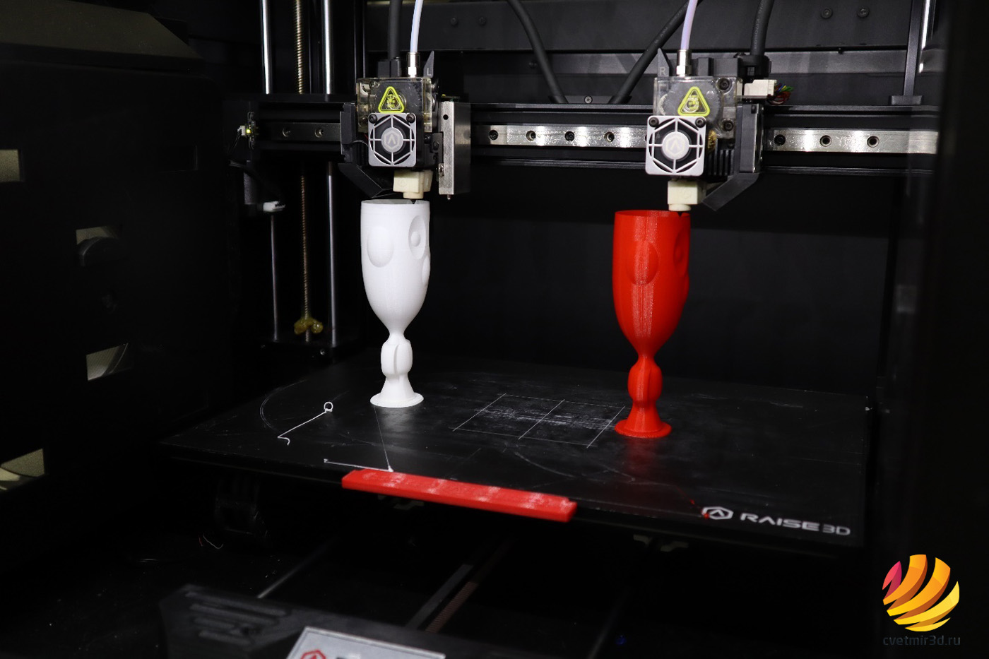 obzor_3d-printer_raise3d_e2_image37.jpeg